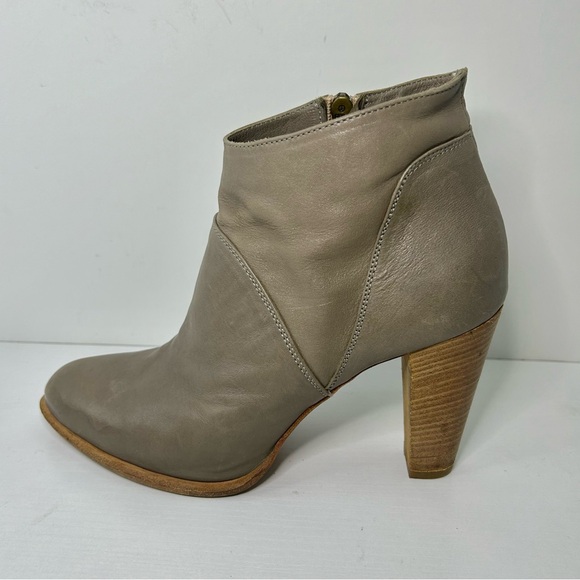 Alberto Fermani Taupe Leather Heel Side Zip Ankle Bootie Boots Size 38 EU 7.5 US - Picture 12 of 15